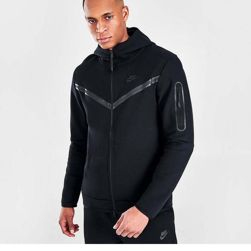 MEN'S NIKE SPORTSWEAR TECH FLEECE TAPED FULL-ZIP HOODIE